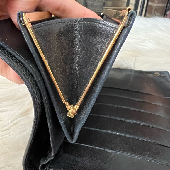 Chanel bifold wallet - Picture 12 of 16